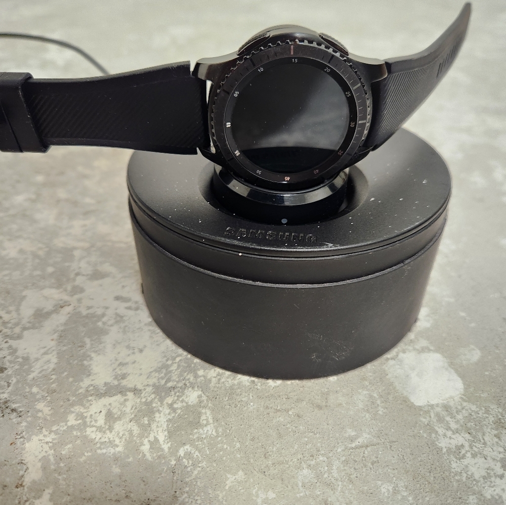 Samsung S3 Gear Frontier Watch